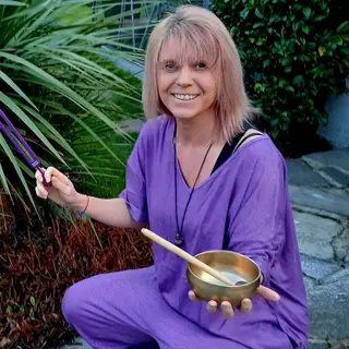 Kaye Satchell (Kayesworld Sound Sanctuary)